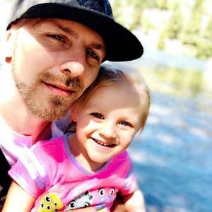 Meet your Posher, Justin